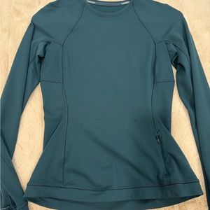 long sleeve lululemon top